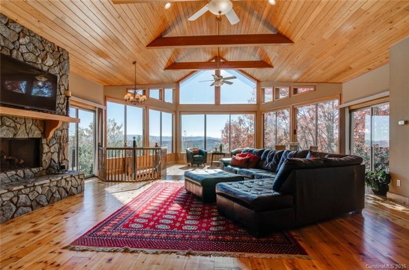 Property image 4 at 33 Spring Blossom Lane, Mills River, NC 28759