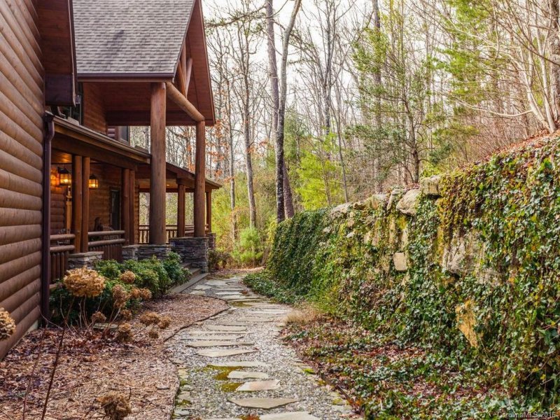 Property image 2 at 319 Big Bear Trail, Zirconia, NC 28790