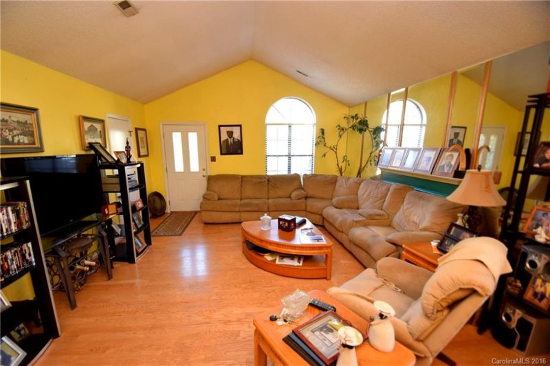 Property image 3 at 8416 Quarry Road, Charlotte, NC 28212