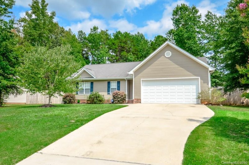 Property image 2 at 2008 Larkspur Lane, Wingate, NC 28174