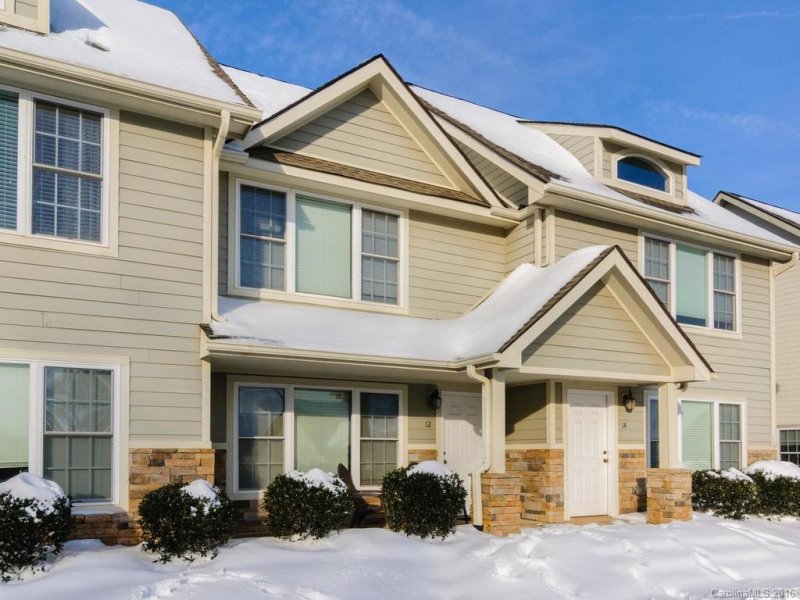 Property image 2 at 12 Rotunda Circle, Asheville, NC 28806