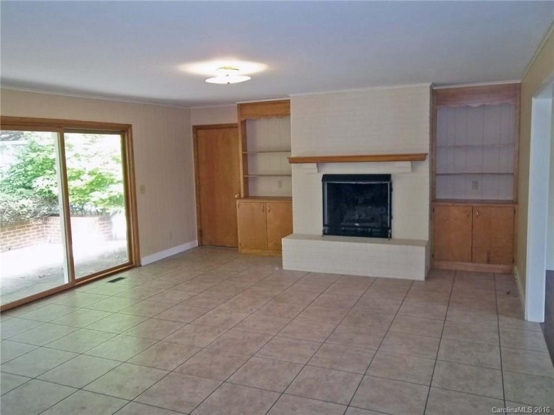 Property image 4 at 145 Rugby Forest Lane, Hendersonville, NC 28791