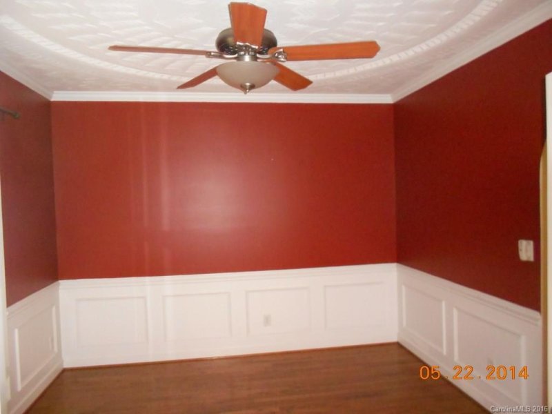 Property image 3 at 2015 Alton Court, Lowell, NC 28098