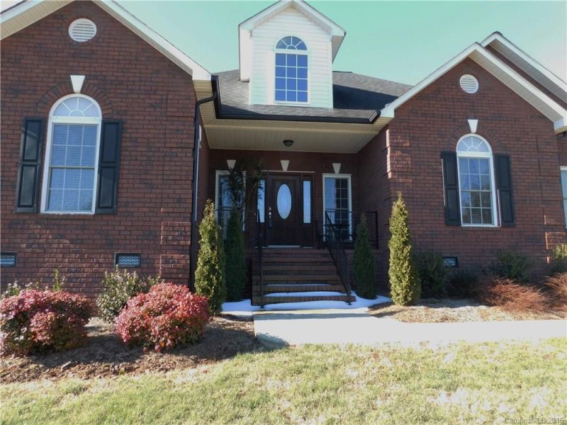 Property image 2 at 5625 Oakmont Street, Kannapolis, NC 28081