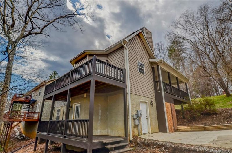 Property image 3 at 28 Grove Garden Avenue, Candler, NC 28715