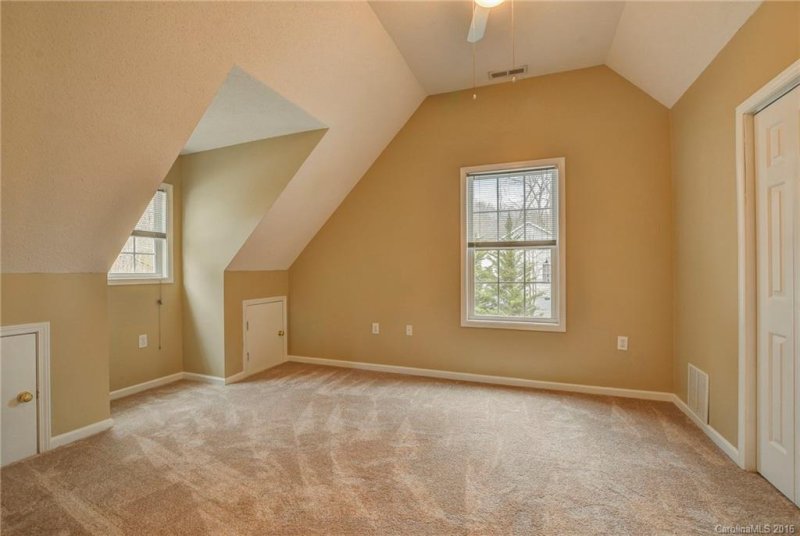 Property image 4 at 28 Grove Garden Avenue, Candler, NC 28715