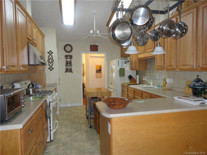 Property image 4 at 174 Allen Paul Drive, Hendersonville, NC 28791