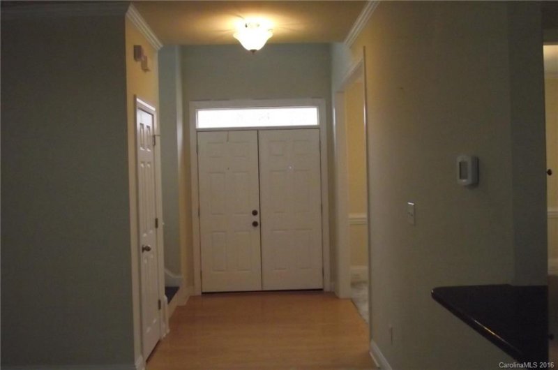 Property image 2 at 10803 Maryanna Court, Charlotte, NC 28213