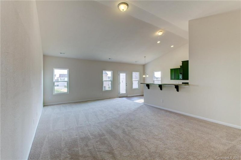 Property image 2 at 6238 Sydney Mae Lane, Charlotte, NC 28262