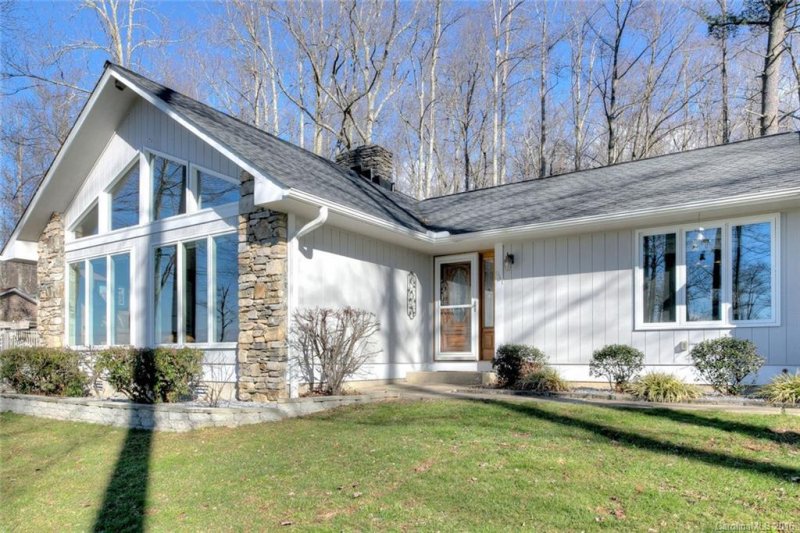 Property image 2 at 941 Eagles Court, Hendersonville, NC 28739