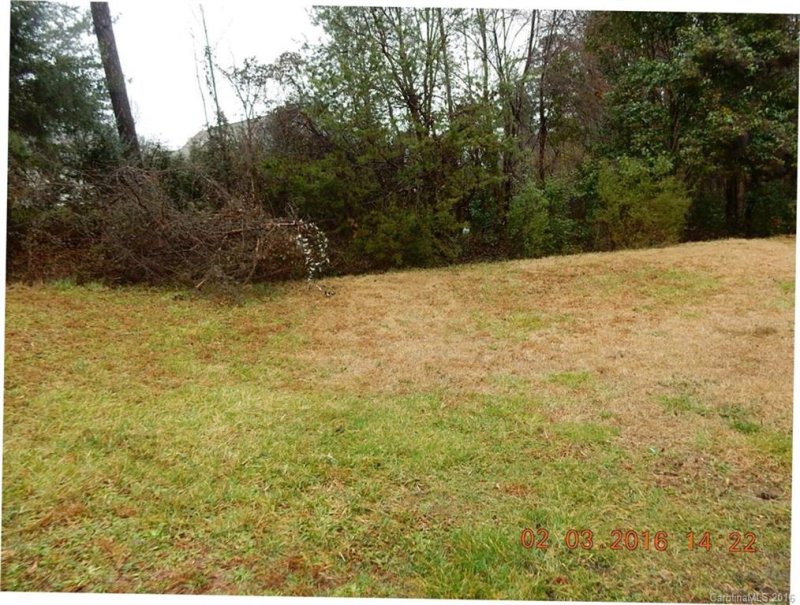 Property image 4 at 321 Touch Me Not Lane, Charlotte, NC 28216