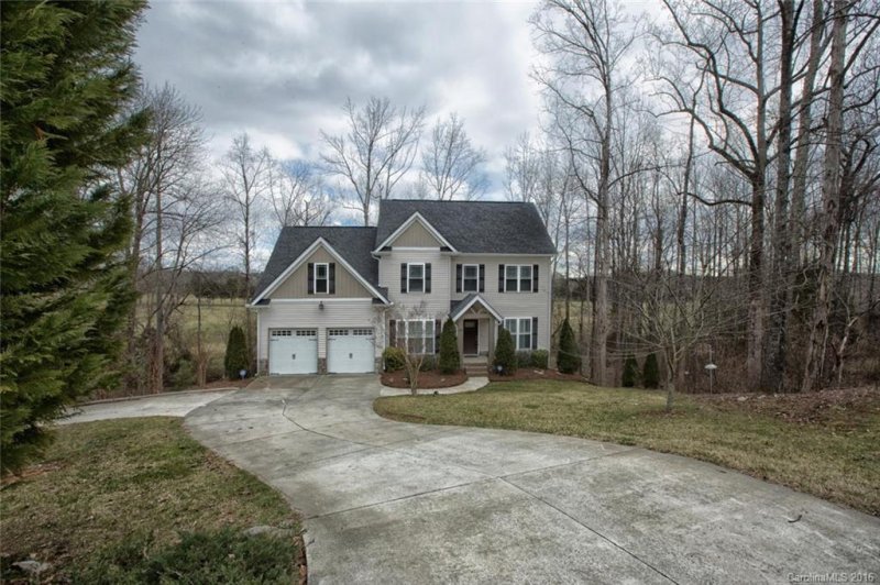 Property image 2 at 170 Wood Acre Drive, Mooresville, NC 28115