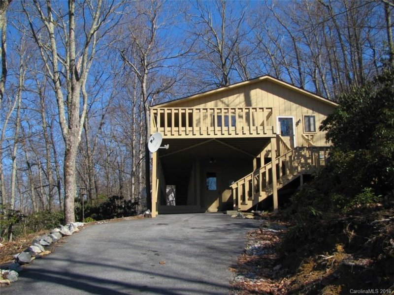 1118 Holiday Drive