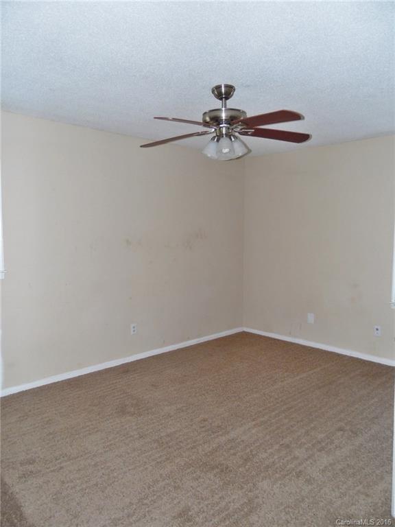 Property image 5 at 100 Autumn Place, York, SC 29745