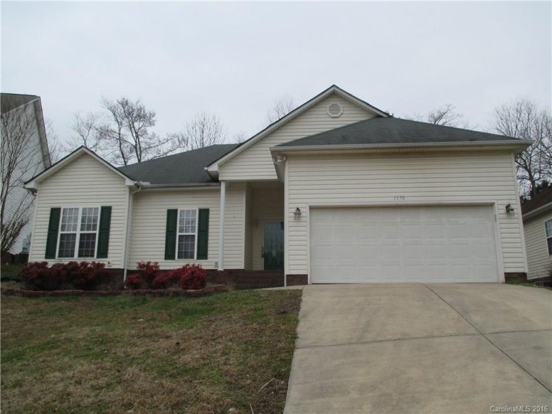 1576 Cambridge Heights Place