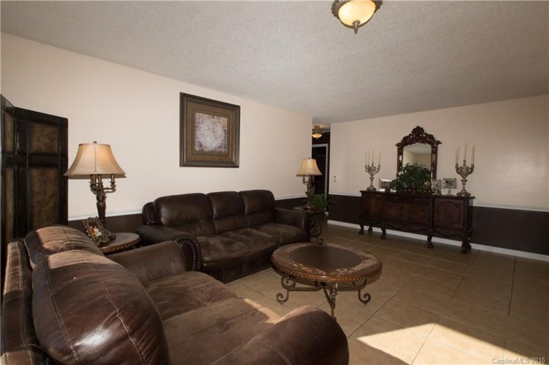 Property image 5 at 40 Capri Lane, Hendersonville, NC 28792