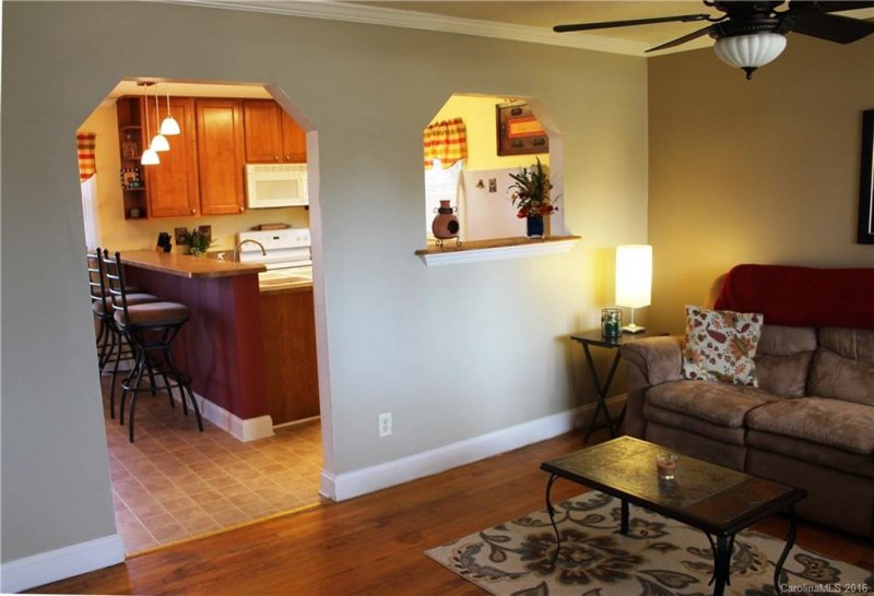 Property image 4 at 810 Brookwood Drive, Mooresville, NC 28115