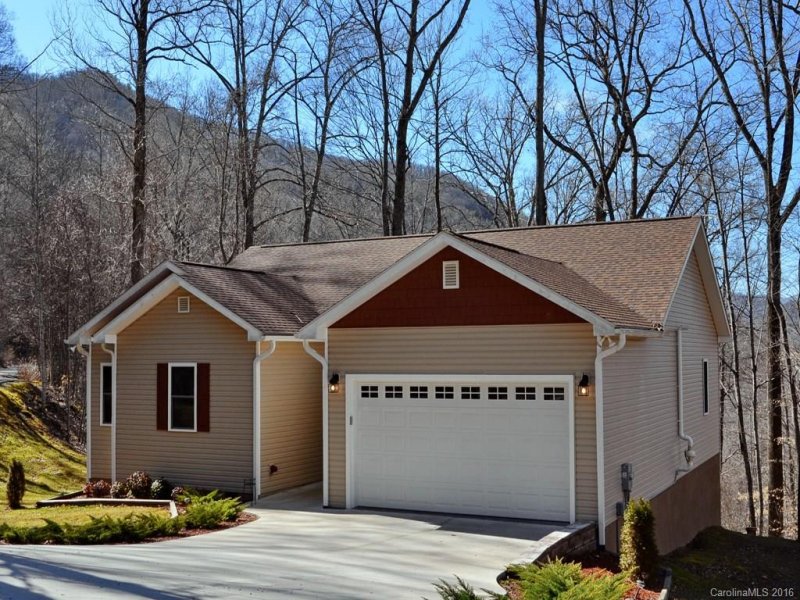 Property image 2 at 688 Henry Dingus Way, Maggie Valley, NC 28751