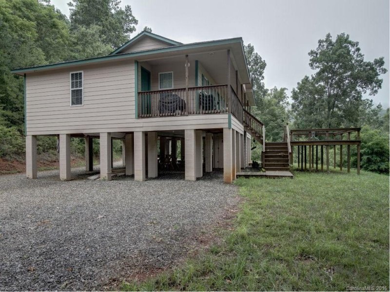 Property image 2 at 32 Stumpy Oak Road, Sylva, NC 28779