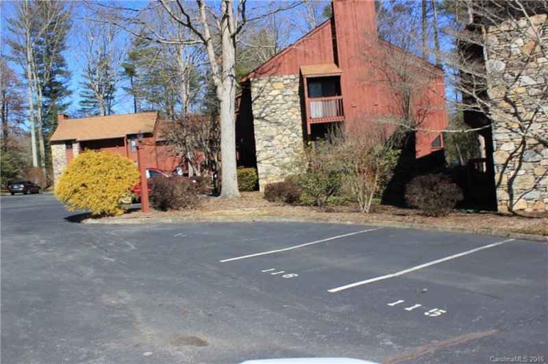 Property image 4 at 118 Cedar Forest Trail, Asheville, NC 28803