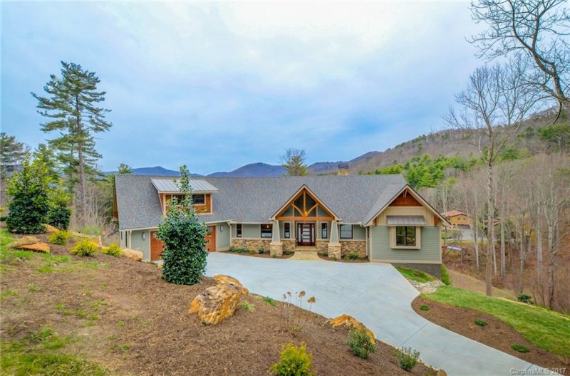 Property image 2 at 5 Grovepoint Way, Asheville, NC 28804