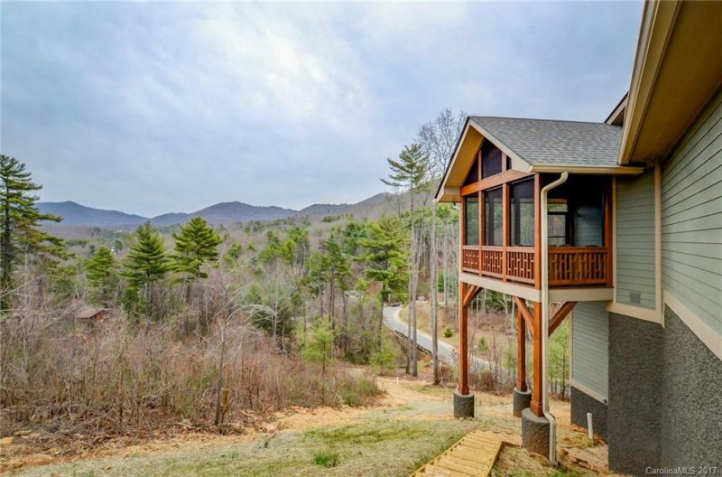 Property image 4 at 5 Grovepoint Way, Asheville, NC 28804