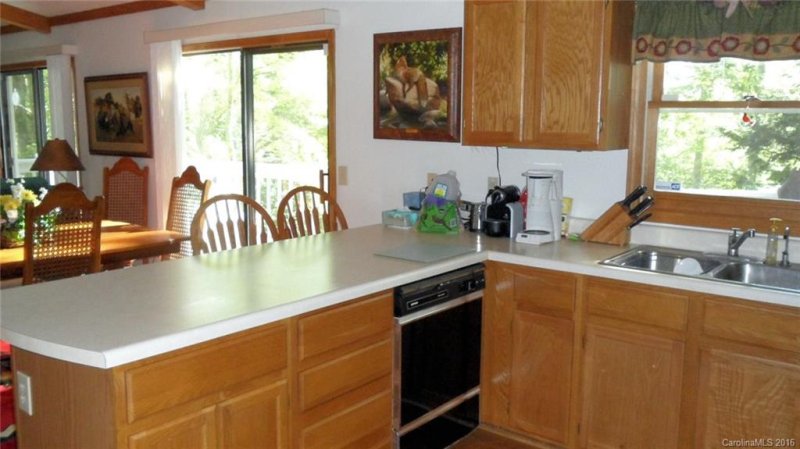 Property image 4 at 27 Osceola Trail, Maggie Valley, NC 28751