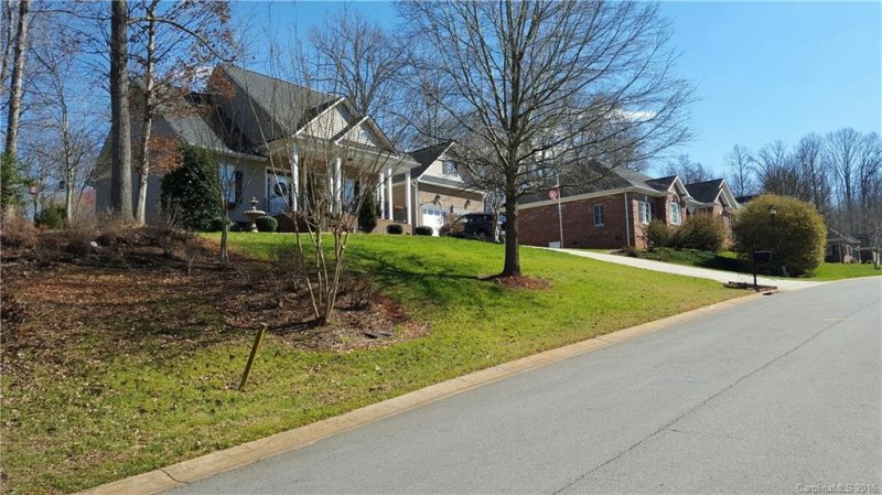 Property image 2 at 1011 Marguerite Drive, Lowell, NC 28098