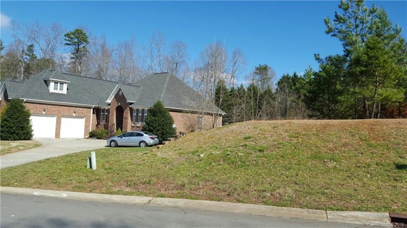 Property image 3 at 1011 Marguerite Drive, Lowell, NC 28098