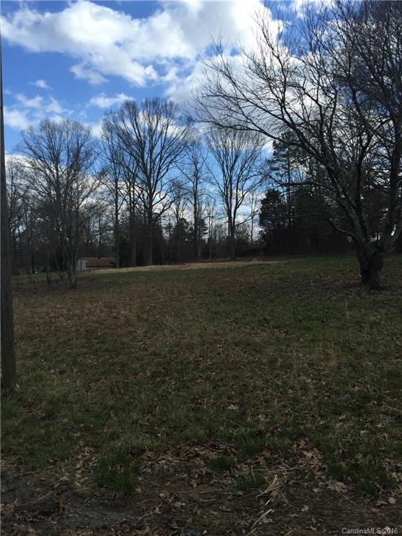 Property image 2 at 5821 Raintree Circle, Concord, NC 28027