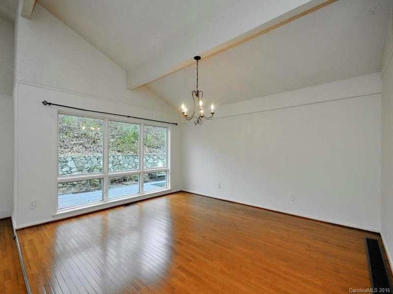 Property image 3 at 18 Ashley Road, Asheville, NC 28805