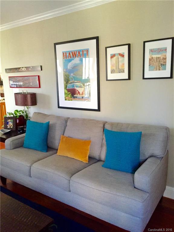 Property image 2 at 5615 Riviere Drive, Charlotte, NC 28211