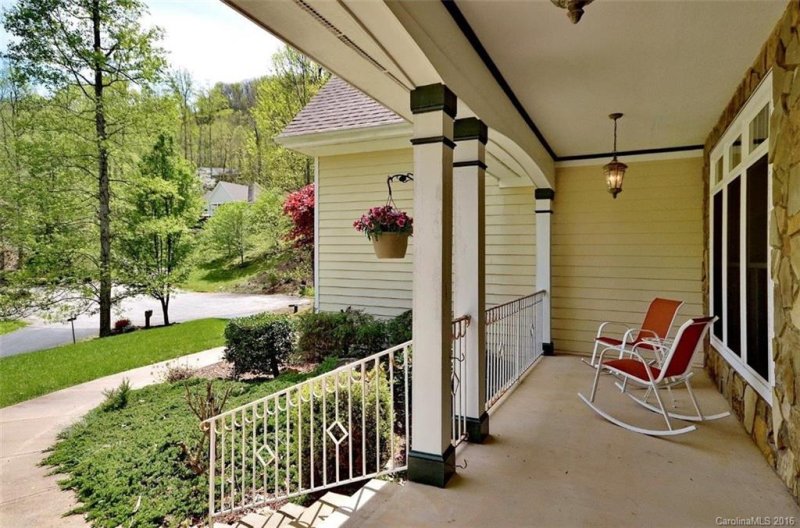 Property image 3 at 52 Marigold Court, Waynesville, NC 28786