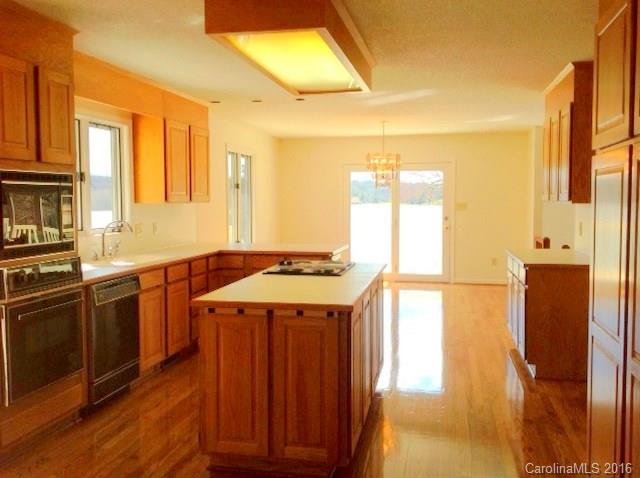 Property image 2 at 343 Riverhaven Drive, Taylorsville, NC 28681