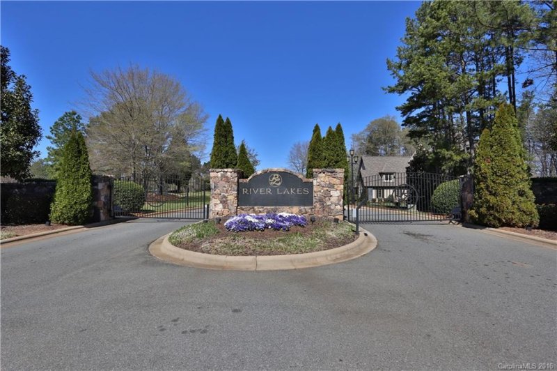 Property image 2 at 8042 Water View Drive, Belmont, NC 28012