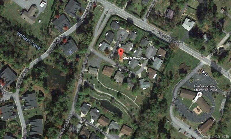 Property image 2 at 404 N Woodfield Court, Hendersonville, NC 28791
