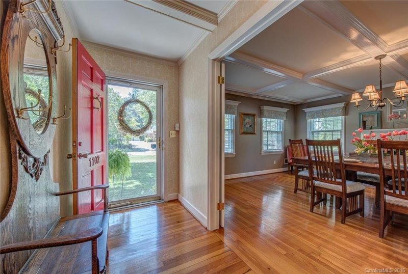 Property image 2 at 1102 Cumberland Avenue, Gastonia, NC 28054