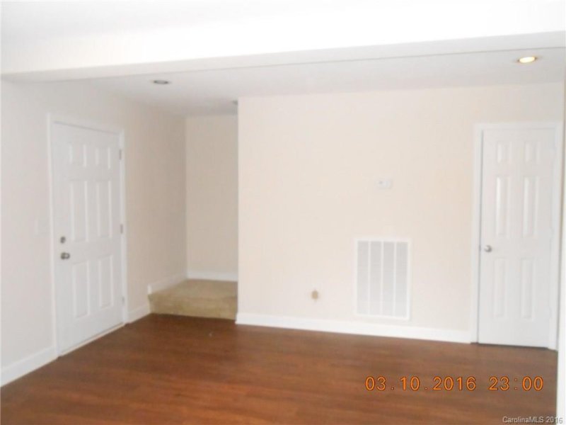 Property image 2 at 2024 Lasalle Street, Charlotte, NC 28216