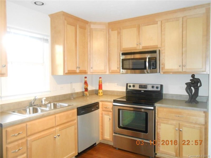 Property image 4 at 2024 Lasalle Street, Charlotte, NC 28216