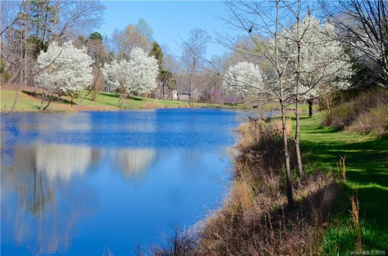 Property image 2 at 107 Jami Wind Court, Mooresville, NC 28115