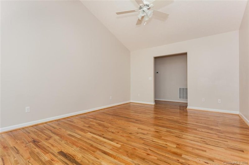 Property image 5 at 192 Allen Paul Drive, Hendersonville, NC 28791