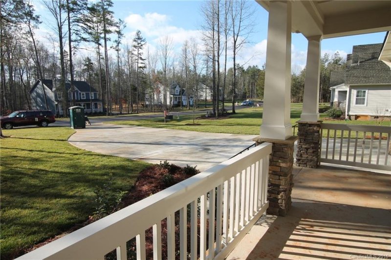 Property image 2 at 15009 Bagley Lane, Charlotte, NC 28227