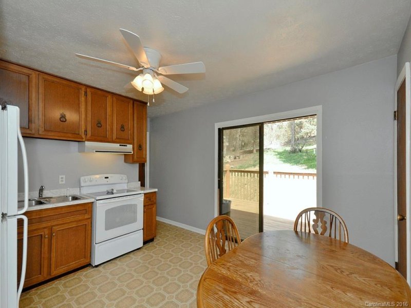 Property image 5 at 208 Melody Circle, Swannanoa, NC 28778