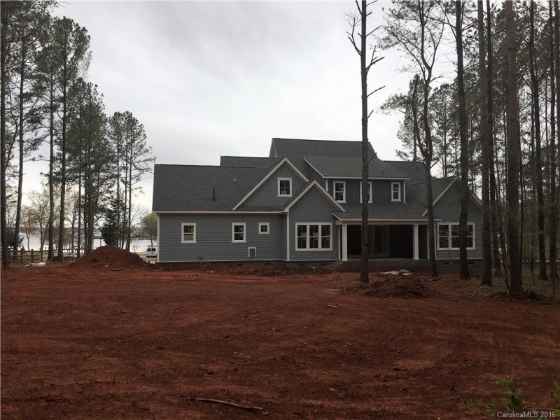 Property image 3 at 214 Washam Road, Mooresville, NC 28117