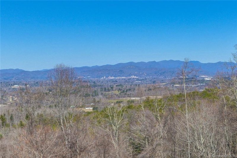 Property image 4 at 301 Water Rock Terrace, Asheville, NC 28806