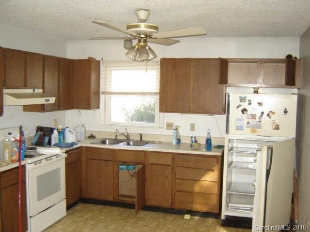 Property image 2 at 435 London Road, Asheville, NC 28803