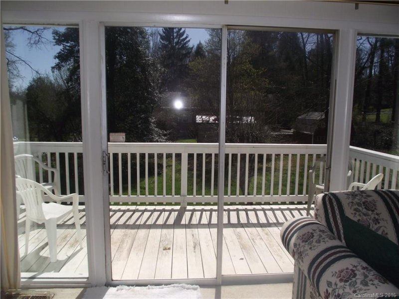 Property image 4 at 405 Wakefield Drive, Hendersonville, NC 28792