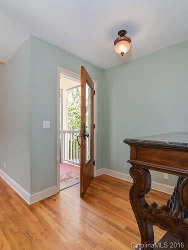 Property image 3 at 27 Hawk View Drive, Asheville, NC 28804