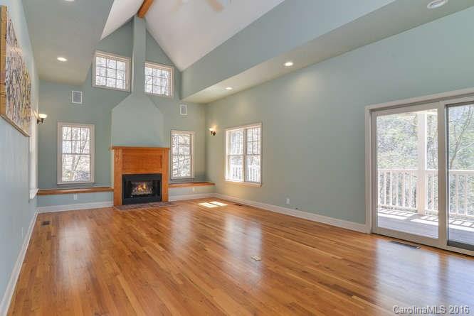 Property image 5 at 27 Hawk View Drive, Asheville, NC 28804