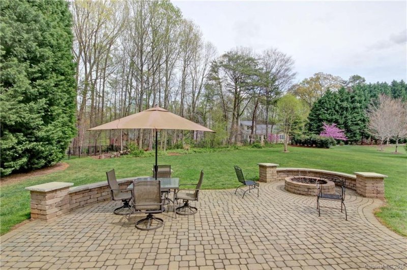 Property image 2 at 156 Carsons Place, Mooresville, NC 28117